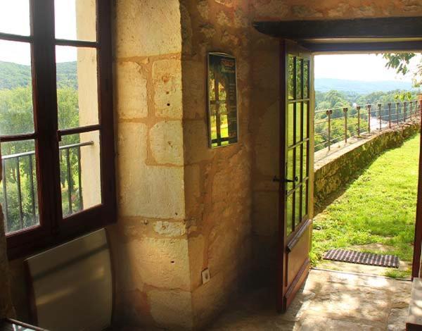 ביינאק-אה-סאזנאק Sarrasins Bed And Breakfast מראה חיצוני תמונה